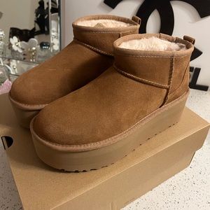 Brand New In Box Classic Ultra Mini Platform Boots